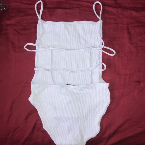 Urban Outfitters Pastel Bareback Lavender Bodysuit - Picture 2 of 3